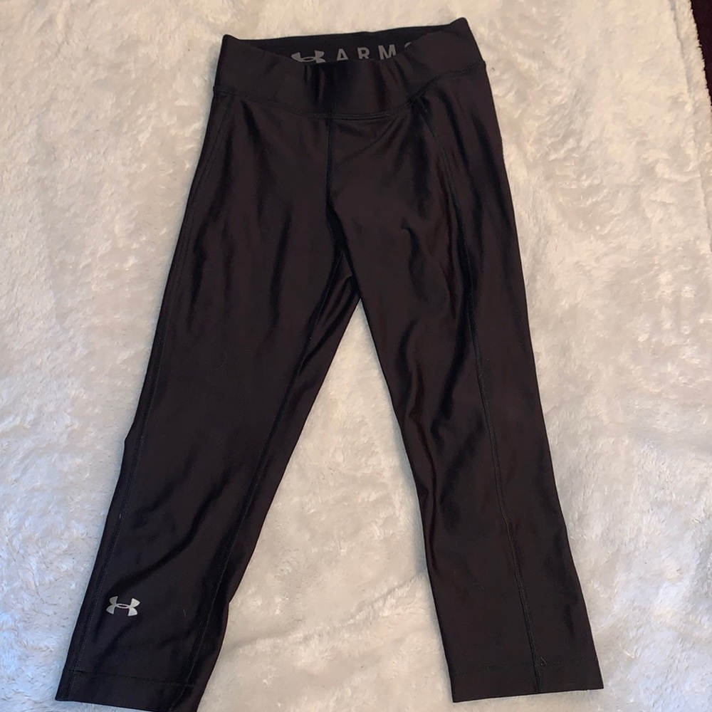 Under Armour compression leggings
